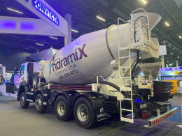 beton bomba convicta betoneira com modulo de bombeamento na concrete show 2024